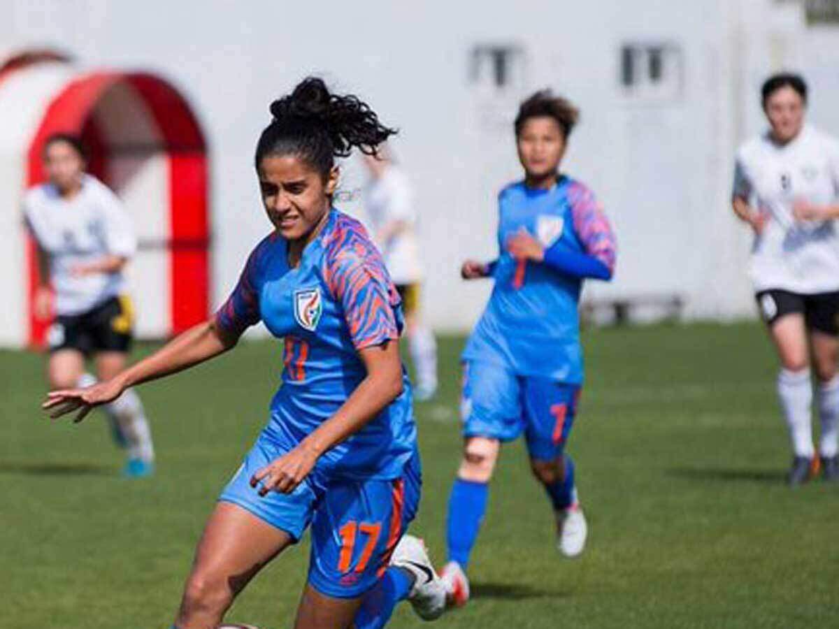 dalima chhibber: Promising footballer Dalima Chhibber moves to Canada but  will return soon | Football News - Times of India