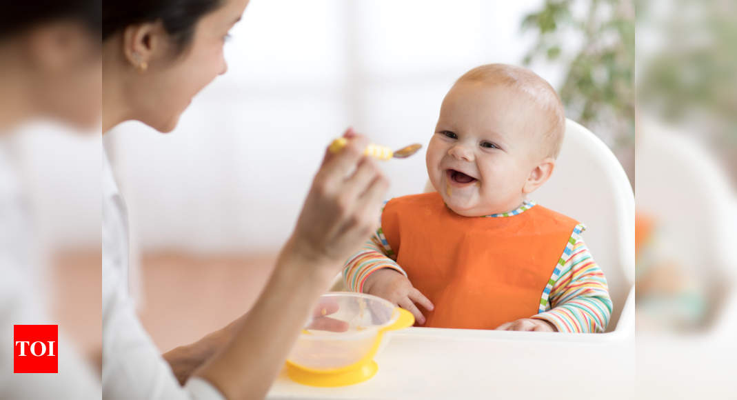Is Your Baby Ready for Solids? 6 Signs of Readiness - Kids Eat in