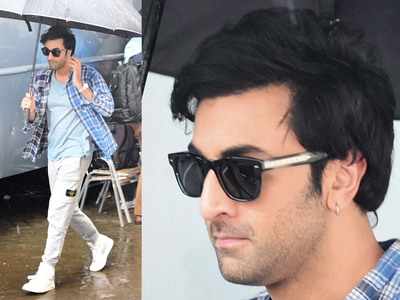 Ranbir Kapoor makes the traditional and casual cool look more