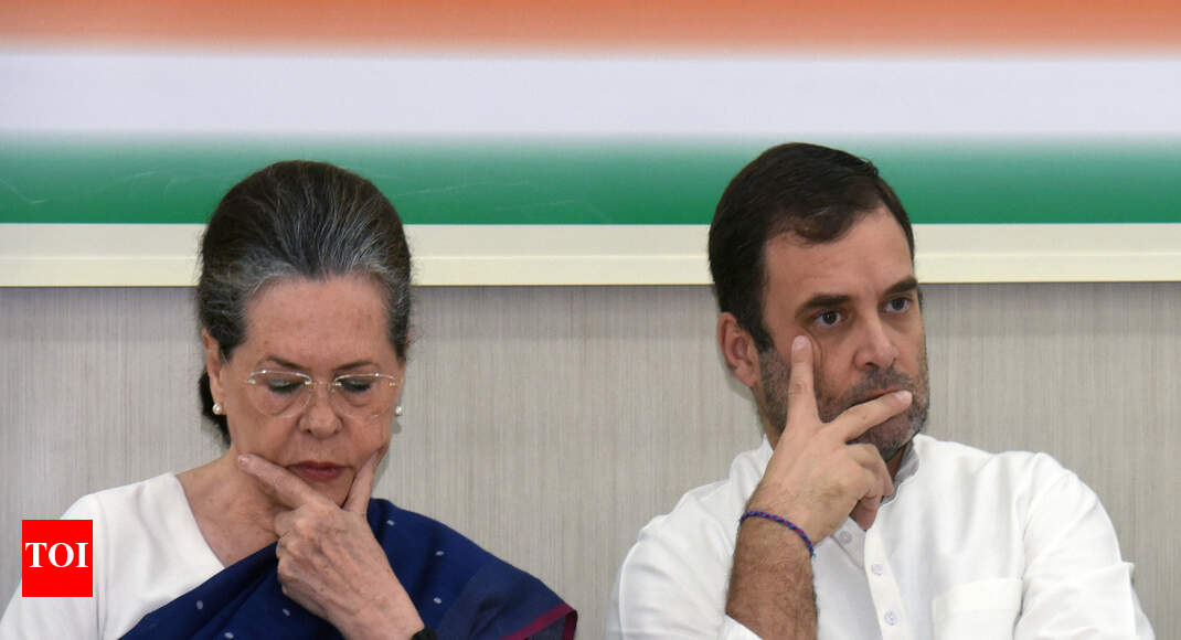 Rahul had said &lsquo;no Gandhi&rsquo;, but Congress goes back to Sonia Gandhi