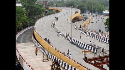Just 10 months after opening, Rani Jhansi flyover is already stretched