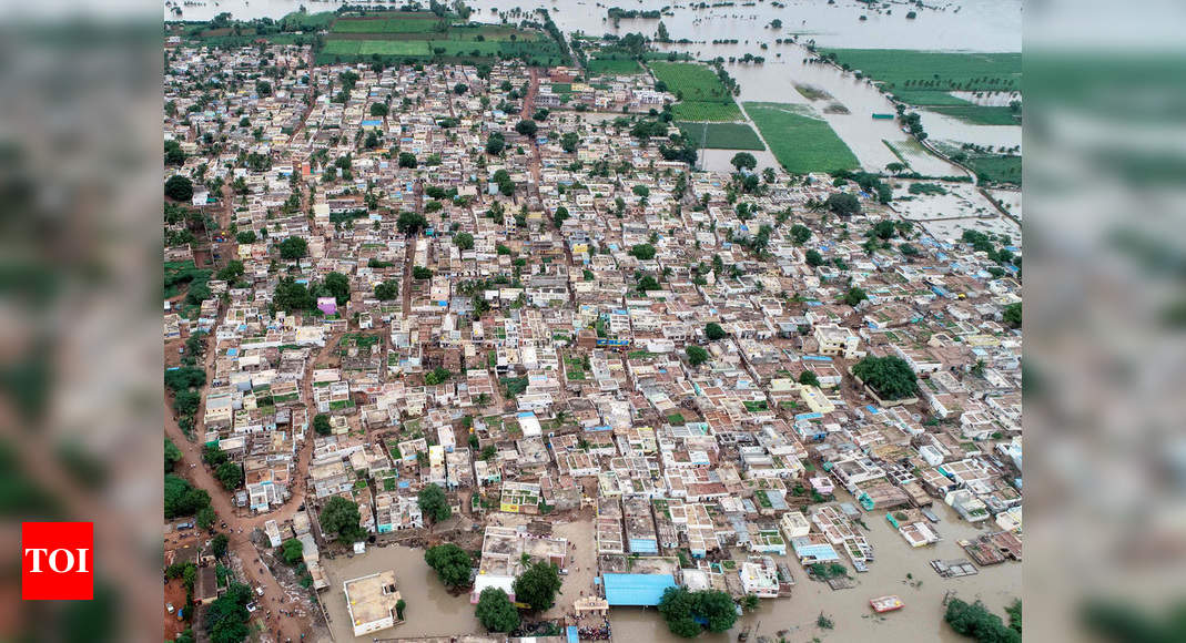 Death Toll Climbs To 60 In Kerala, Over 2 Lakh In Relief Camps | Kochi ...