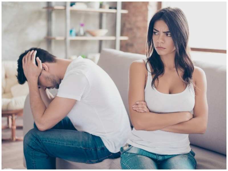 What does it mean to lose yourself in a relationship
