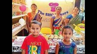 A bakery kiosk run by women SHG opens at Ranchi mall