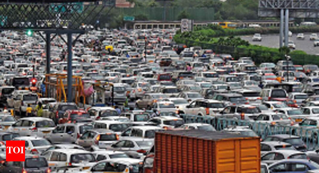 Terrible Tuesday for traffic after heavy rain in Gurugram - Times of India