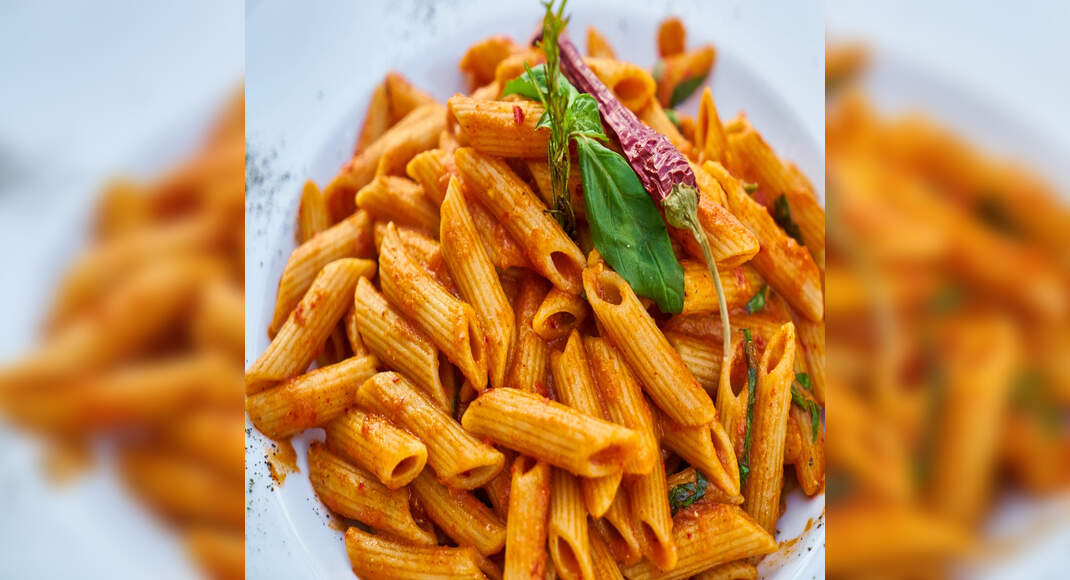 Indian Grilled Chicken Pasta Recipe: How to Make Indian Grilled Chicken Pasta Recipe | Homemade Indi