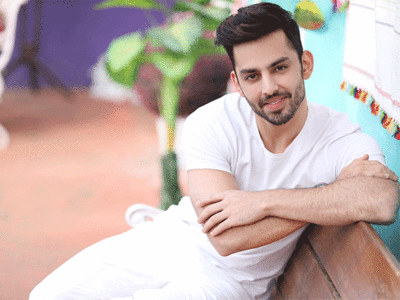 Himansh Kohli urges people to work towards creating a healthy environment