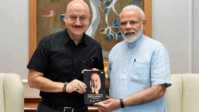 PM Narendra Modi wishes veteran actor Anupam Kher for his autobiography