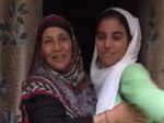 Article 370: Sikhs help 32 Kashmiri girls reach home