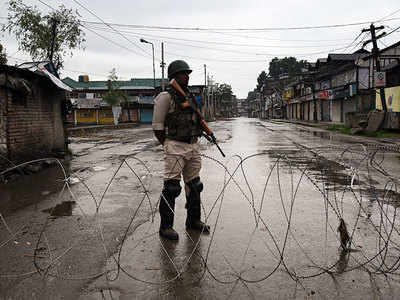 'Localised incidents' in Kashmir ahead of I-Day, restrictions will continue for a while: Officials