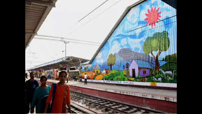 Madurai railway division earns Rs 276.83 crore for four months