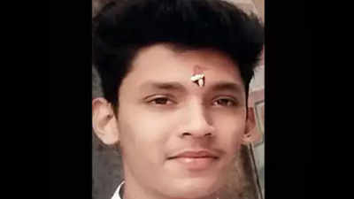 Teen killed Delhi University student in brawl, held