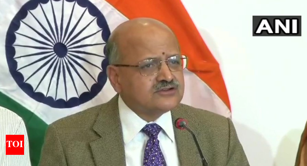 Kashmir: Schools to reopen next week, phones to work from weekend