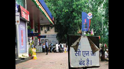 CNG pumps in MMR run dry, cabs, autos hit hard