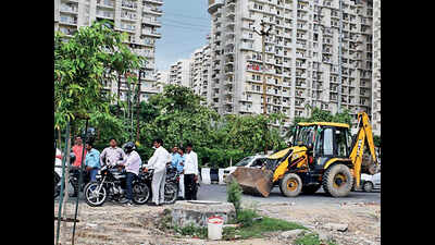After Moderne, plans of 2 societies under Noida lens