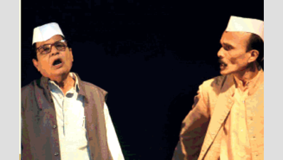 Portraying farmer’s issues through the play Shetkaryacha Vyatha, Patlachi Katha