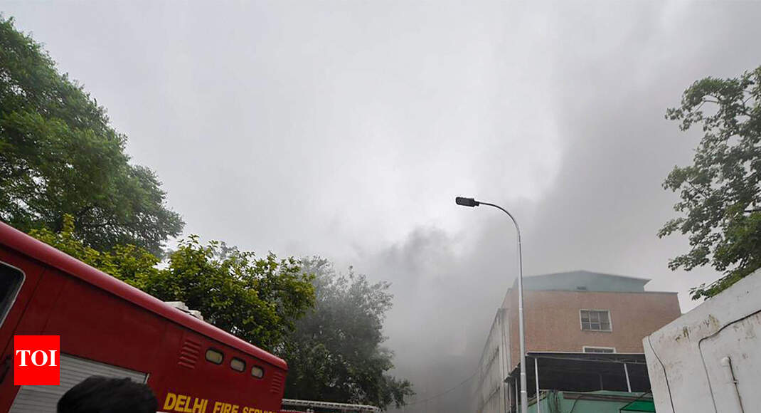 Delhi: Fire at AIIMS brought under control