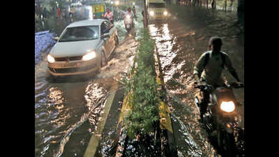 Rain returns, Ahmedabad receives 12mm till 10pm