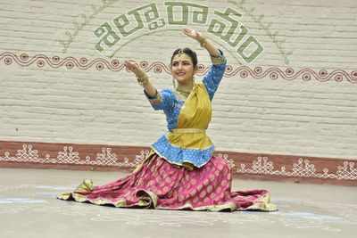 A melange of classical dance forms leaves audience spellbound