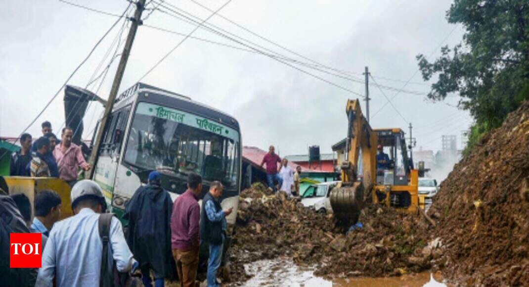 Flash floods, landslides kill 31 in HP, Uttarakhand