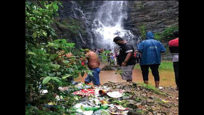 Increased visitors bring more garbage to Sattari waterfalls