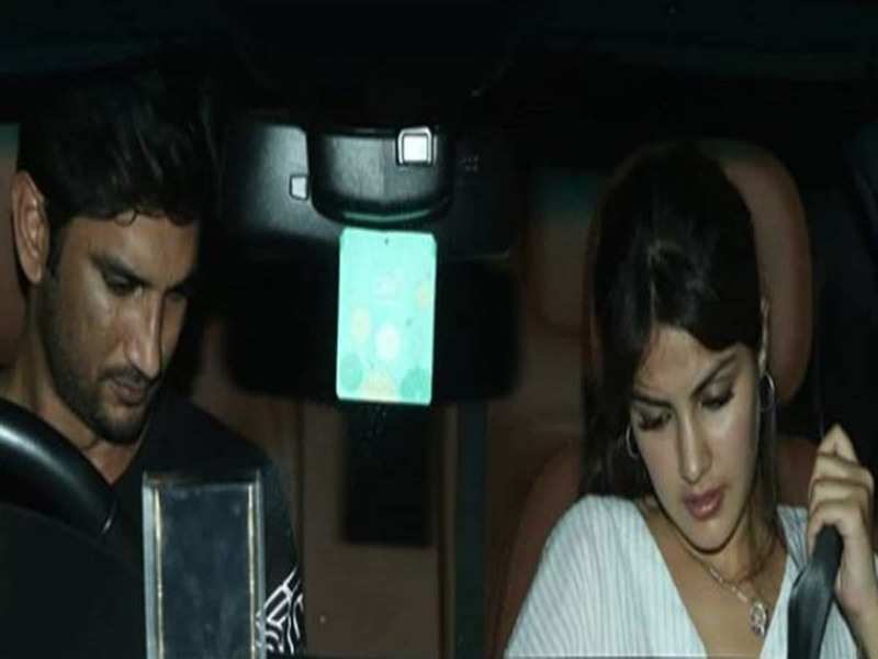 Alleged Girlfriend Rhea Chakraborty Has This To Say About Sushant