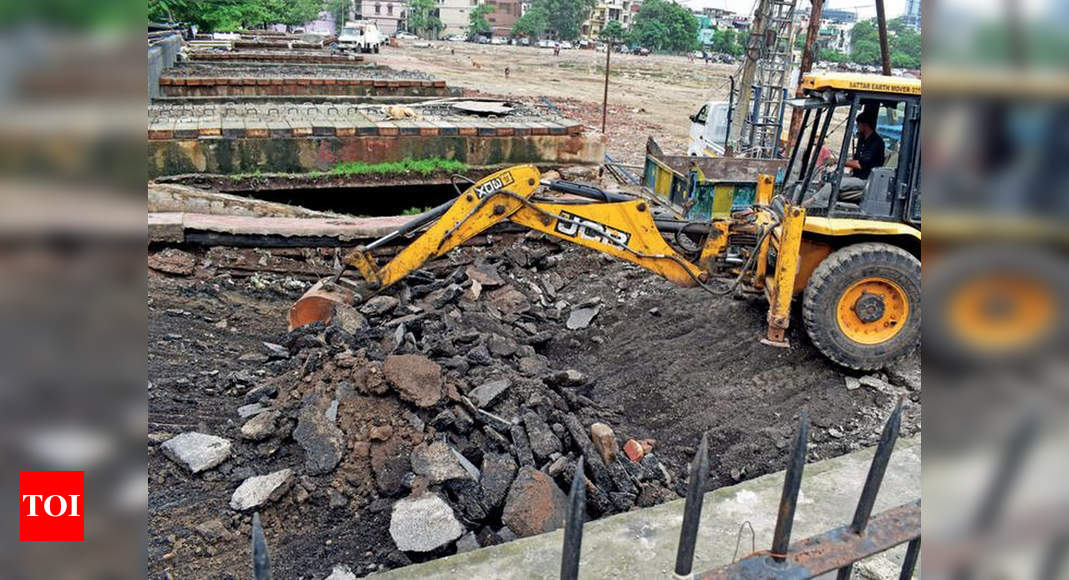 noida-sector-19-bridge-collapses-repairs-to-take-2-months-noida