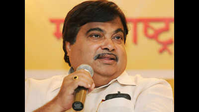 Nitin Gadkari thinks global for Mumbai