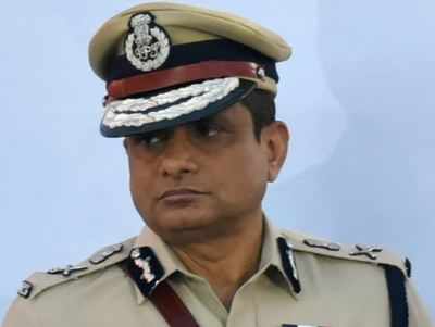 Saradha scam: Calcutta HC extends protection to ex-Kolkata top cop Rajeev Kumar