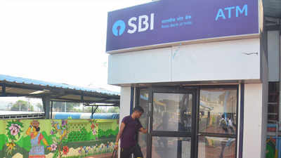 SBI plans to promote digital transactions, may eliminate debit cards