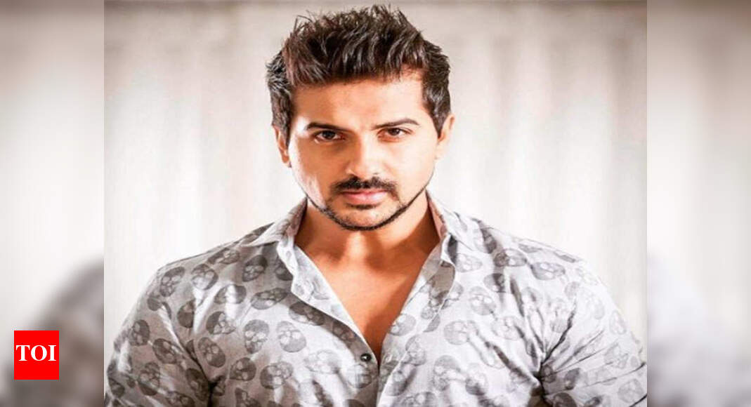 Pushkar Jog to head back to London. Here's why | Marathi Movie News ...