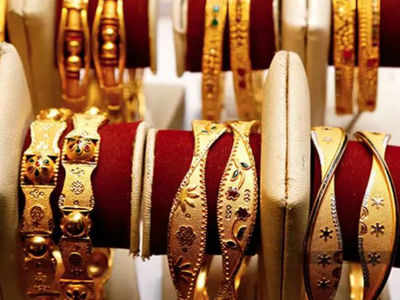 Gold touches fresh all-time high of Rs 38,770 on jewellers' buying; silver plunges Rs 1,100