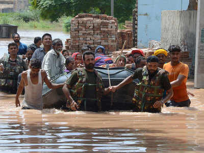 Cabinet Secretary Chairs High Level Meet Reviews Flood