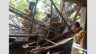 Scaffolding, portion of under-construction building collapses at Coimbatore college