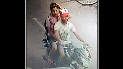 Delhi: Woman teams up with boyfriend for easy money