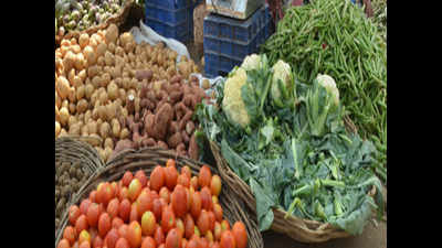 Kolkata: Vegetable prices soar as truck stir continues