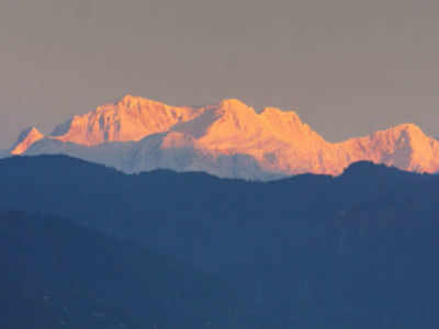 India opens up for foreigners 137 Himalayan peaks, including Kanchenjunga