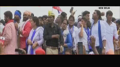 Delhi: Thousands of Dalits protest against demolition of Ravidas mandir
