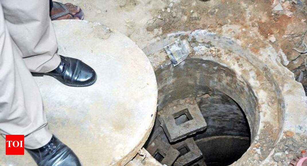 Five men die working in 14-ft-deep manhole in Ghaziabad