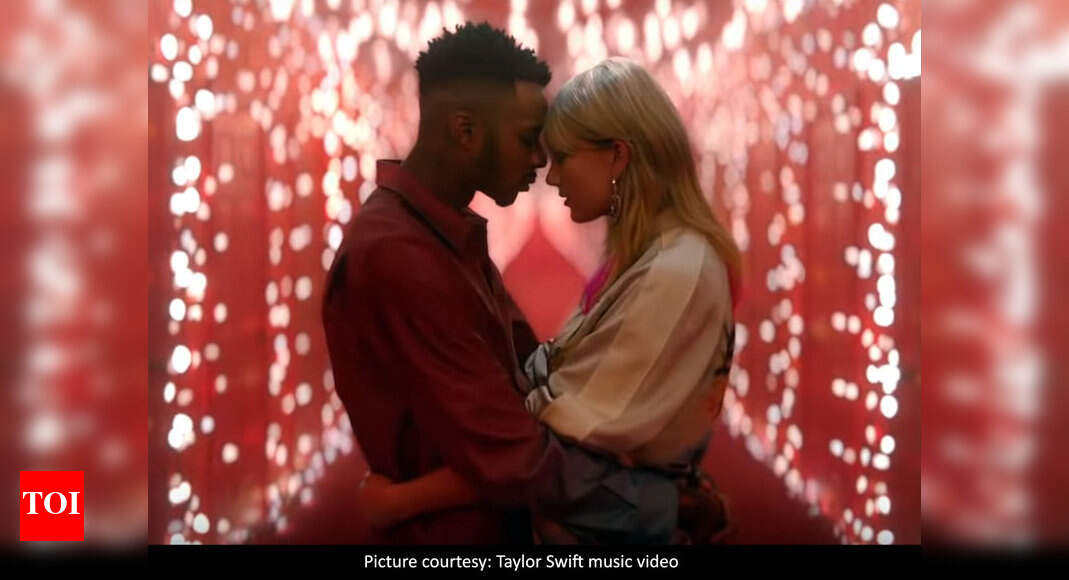 ‘Lover’: Taylor Swift drops a romantic new music video and seventh ...