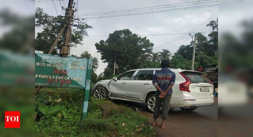 Karnataka: Narrow escape for BJP MLA Ramadas in road accident ...