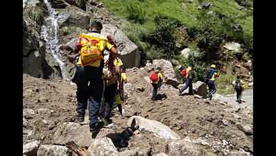 Uttarakhand: Day after chopper crash, rescue operation resumes in Uttarkashi