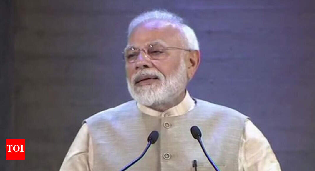 In 'New India', noose tightening on corruption: PM