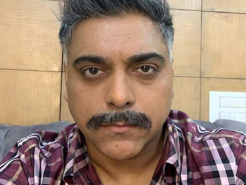 Ram Kapoor sports a new look for his upcoming project; surprises fans