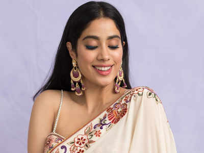 We're loving Janhvi Kapoor's white sari look!