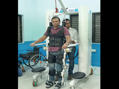 Device Helps Wheelchair Bound Patients Get Back On Their Feet