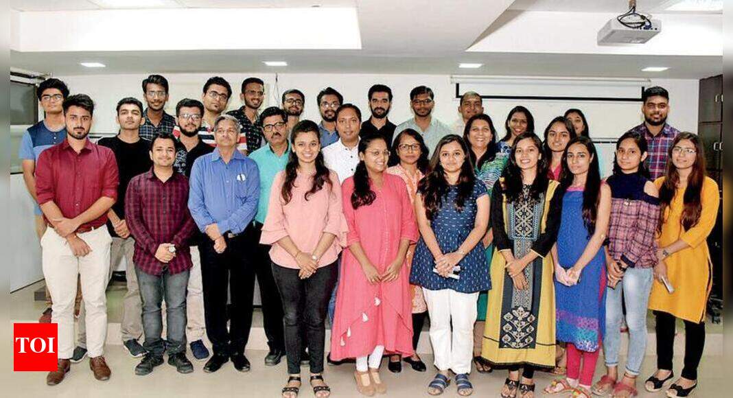 Two students from city in top 25 | Vadodara News - Times of India