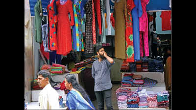 Ernakulam Broadway shops lose out to malls and online business