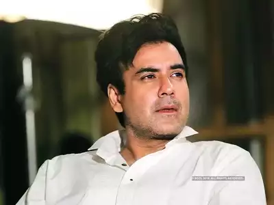 Delivery of flat to actor-turned singer Karan Oberoi delayed, builder fined ₹2.4cr