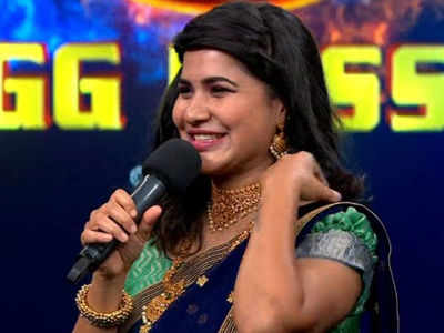 Bigg Boss Telugu 3 evicted contestant Ashu Reddy has a 'special' list of contestants who don’t deserve to stay in the house